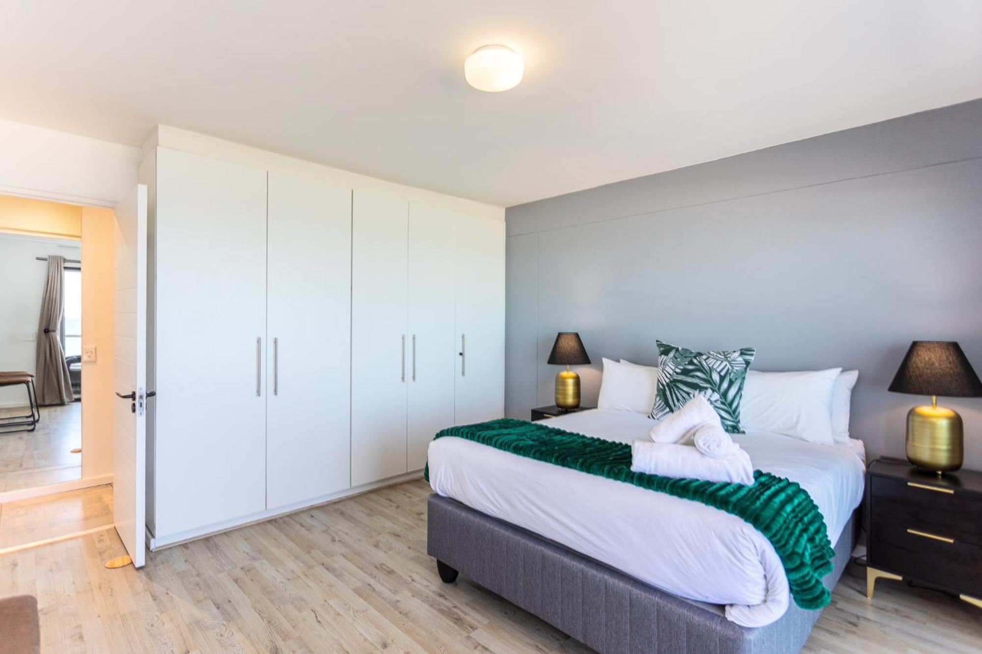 Sea Spray B303 By Ctha Apartment