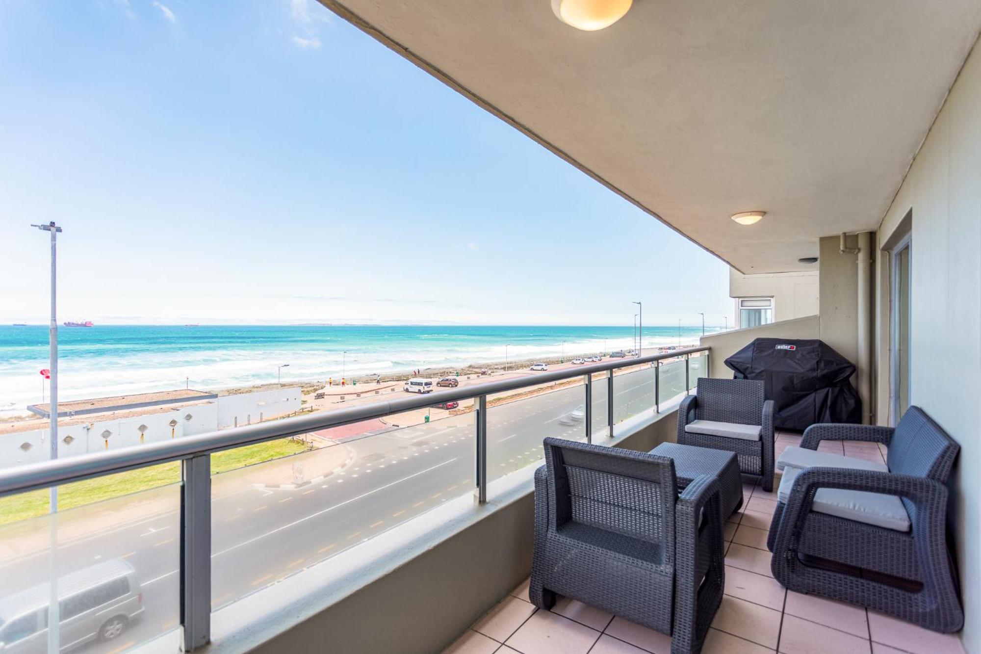 Apartment Sea Spray B303 By Ctha Cape Town
